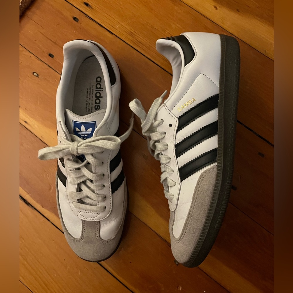 Adidas Samba Sneakers (fits women's sz 9)